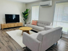 Cozy 2-Bedroom Retreat, Young
